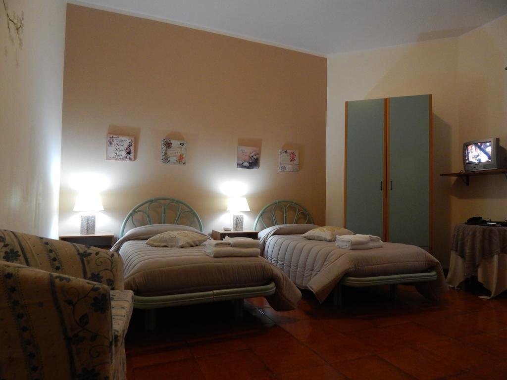 Hotel Il Platano Ottana Zimmer foto