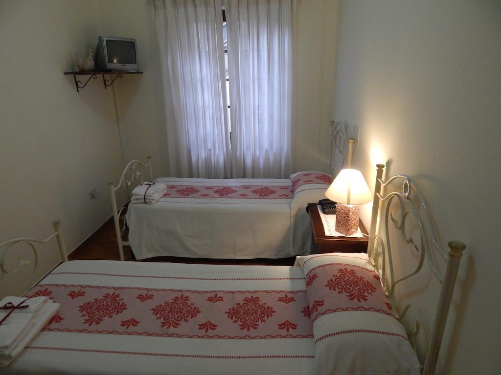 Hotel Il Platano Ottana Zimmer foto